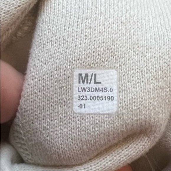 Lululemon scuba half zip - Picture 3 of 3